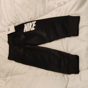 NWT Nike Dri-Fit Heather Black Boys Size 5 Jogger Pants